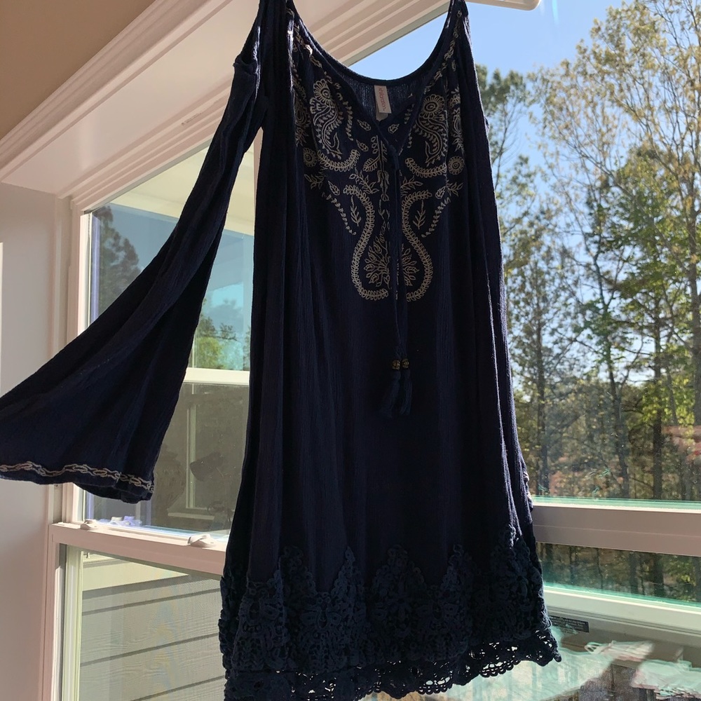 Long navy blue top